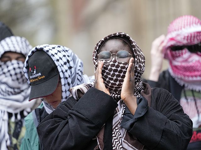 В Лондоне женщина, вооруженная ножом, задержана при попытке нападения на еврейку (иллюстрация)