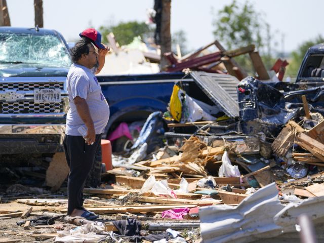 Over 20 fatalities in USA tornado
