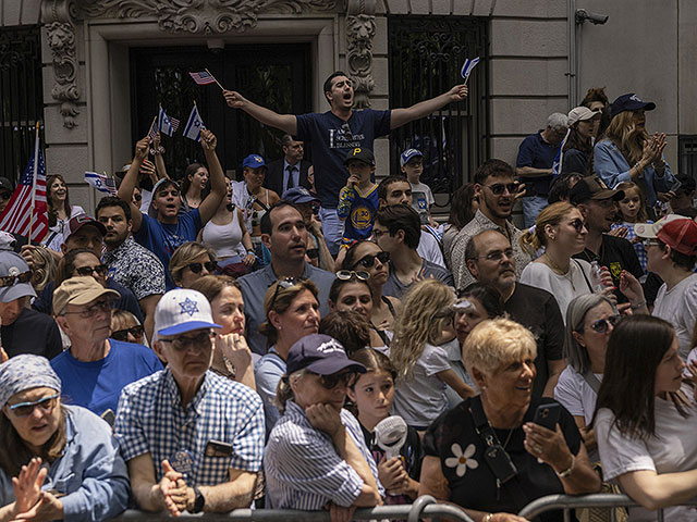 Israel Day парад в Нью-Йорке под лозунгом "Bring them home now". Фоторепортаж