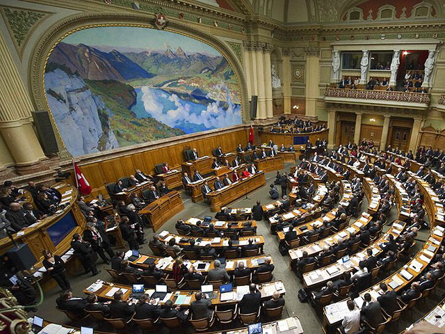 Парламент Швейцарии отклонил предложение социалистов о признании "государства Палестина"