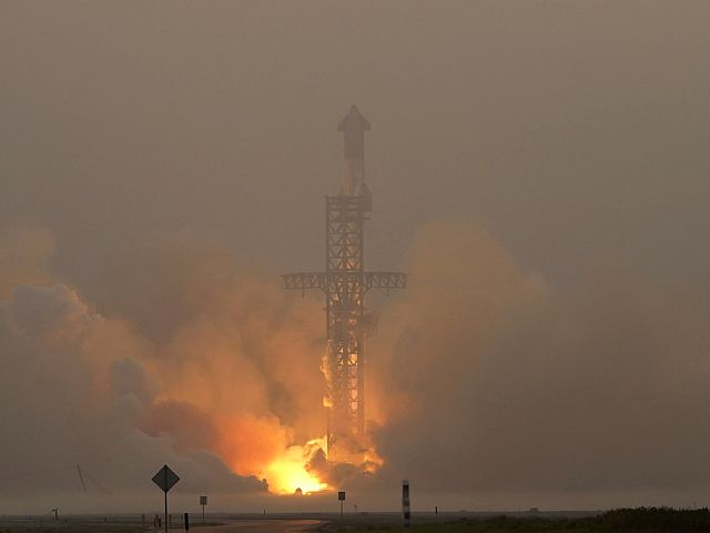 Starship успешно завершил четвертый испытательный полет