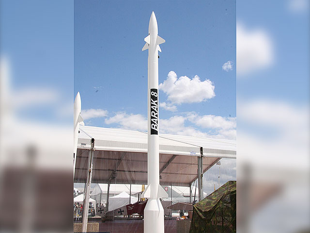 Армения хочет купить израильско-индийские системы ПВО "Барак-8"
