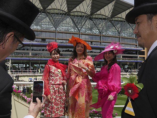 Скачки Royal Ascot: лучшие шляпки королевства. Фоторепортаж