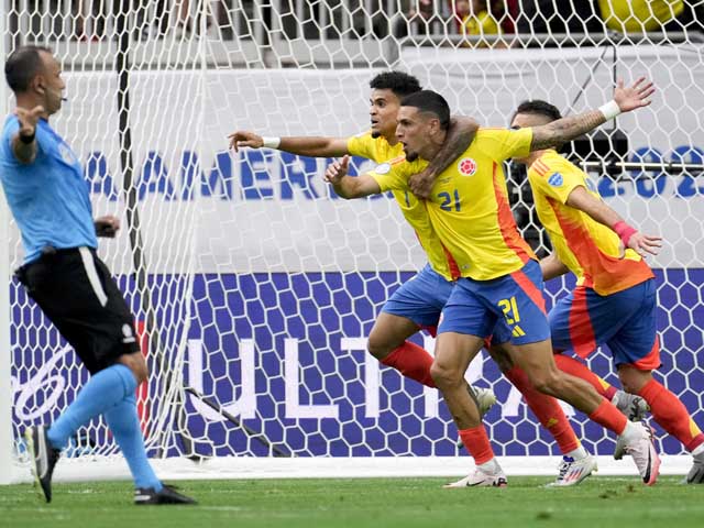 Колумбийцы победили сборную Парагвая