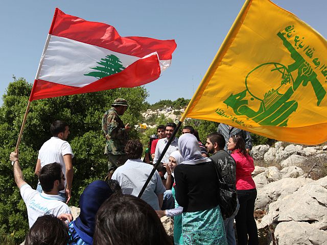 Several countries are calling on their citizens to leave Lebanon for fear of war