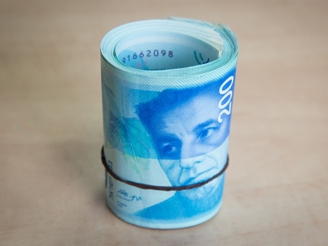 Israeliska banker har framgångsrikt inkluderat sig själva i programmet ”Spara för varje barn”.