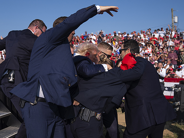 Покушение на Дональда Трампа в Пенсильвании. Фоторепортаж