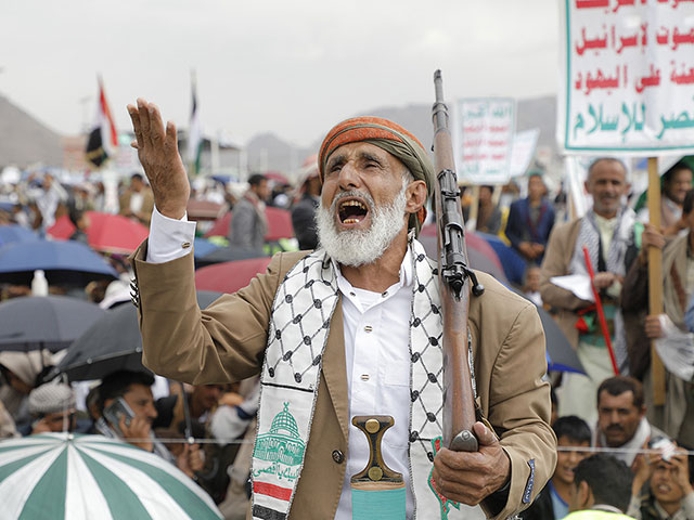 Yemeni government and Houthis reach economic deal