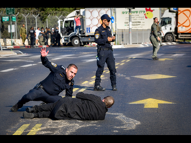 Протест харедим в Тель а-Шомере против призыва в ЦАХАЛ. Фоторепортаж