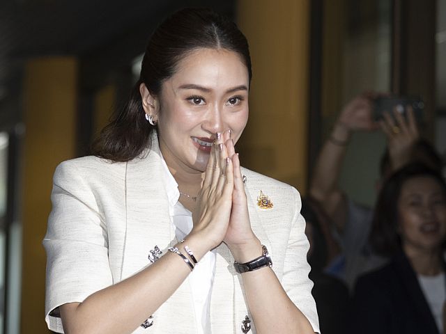 Daughter of ousted ex-PM becomes head of Thailand government