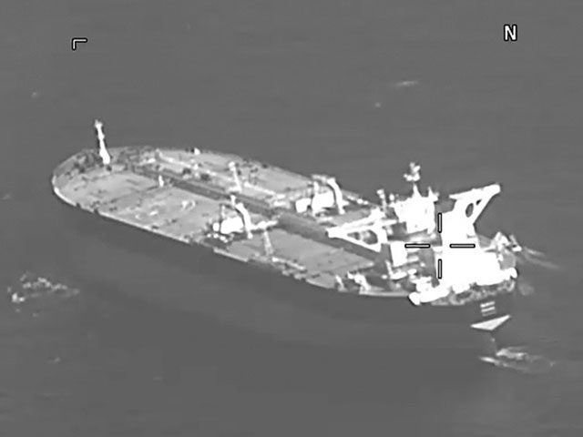 French destroyer rescues crew of tanker stricken by Houthis in Red Sea