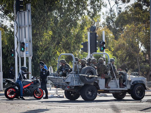 Около границы с сектором Газы проходят военные учения