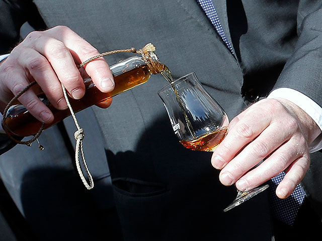 Revenge for the auto industry: China imposes duties on European cognacs and brandy