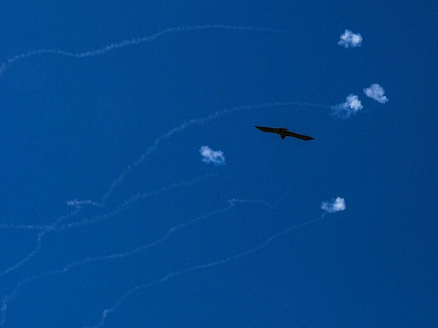 Воздушная тревога в населенных пунктах Нижней Галилеи и в центральной ее части