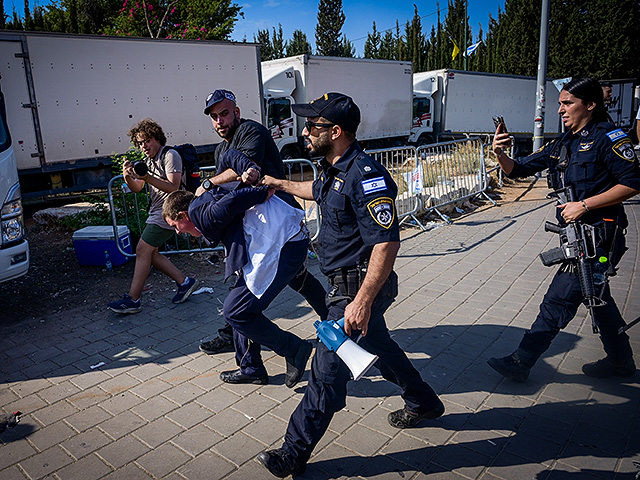 Акция протеста харедим против призыва в ЦАХАЛ. Фоторепортаж