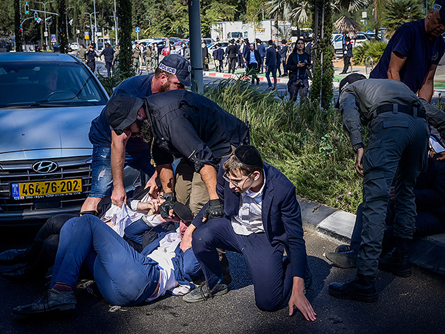 Акция протеста харедим против призыва в ЦАХАЛ. Фоторепортаж