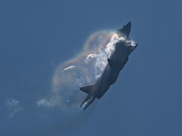 Выставка Airshow China 2024. Фоторепортаж