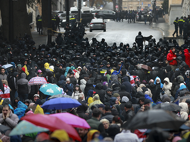 Протест оппозиции в Тбилиси. Фоторепортаж