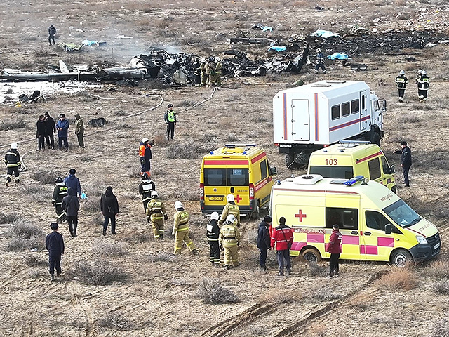 В Казахстане разбился пассажирский самолет, летевший из Баку