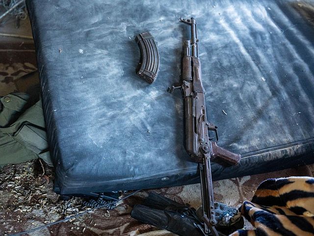 Израильские десантники продолжают зачистку юга Ливана от оружия "Хизбаллы". Фото, видео
