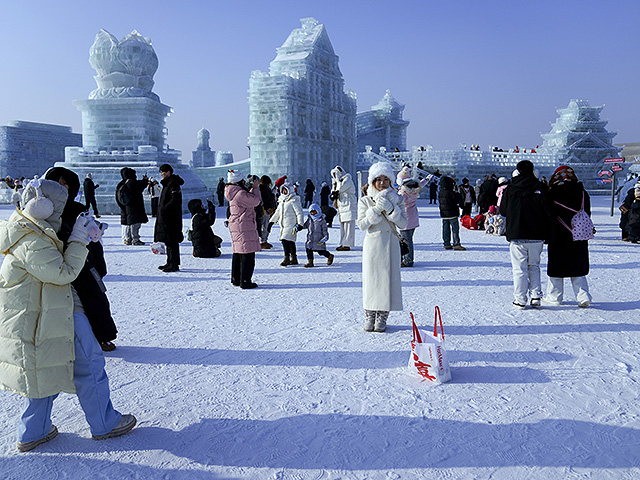 Фестиваль ледовых скульптур в Харбине. Фоторепортаж