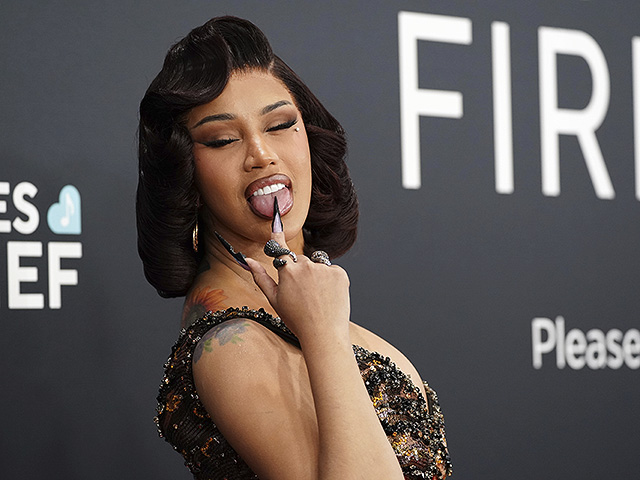 Cardi B 