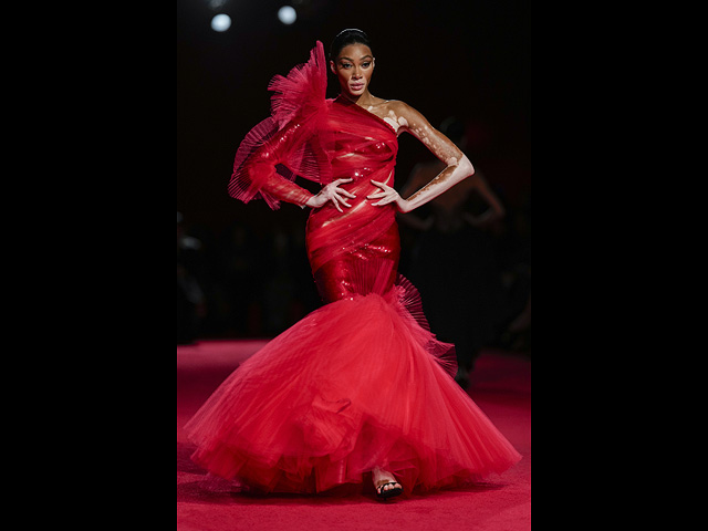 Новая коллекция Christian Siriano в Нью-Йорке. Фоторепортаж