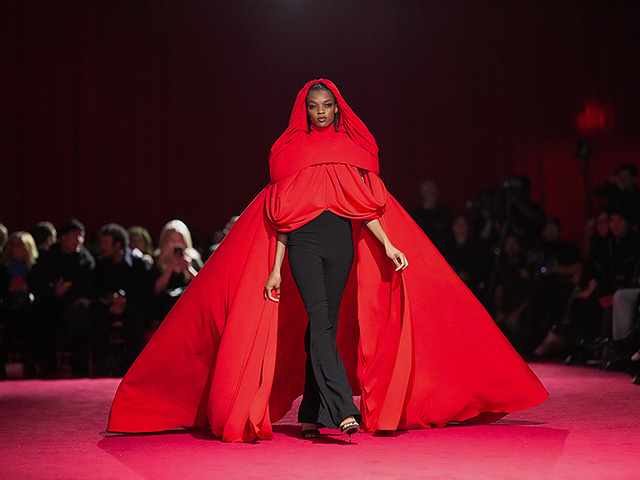 Новая коллекция Christian Siriano в Нью-Йорке. Фоторепортаж