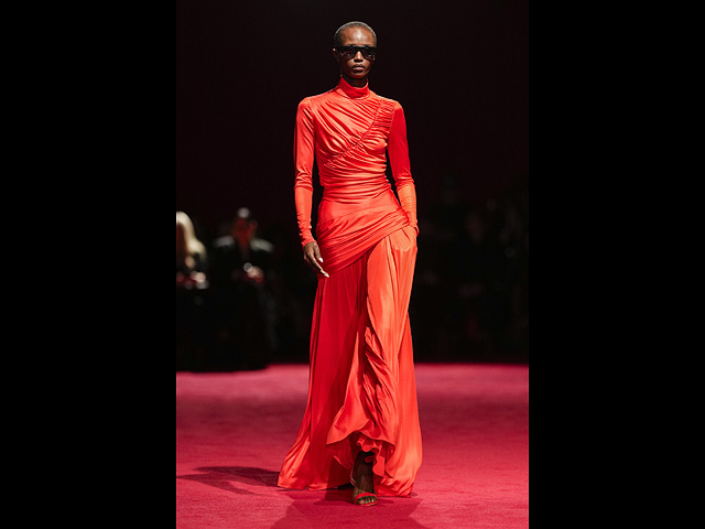 Новая коллекция Christian Siriano в Нью-Йорке. Фоторепортаж