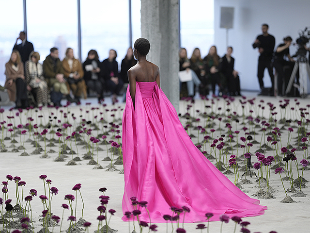 Новая коллекция Carolina Herrera в Нью-Йорке. Фоторепортаж
