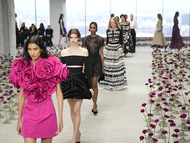 Новая коллекция Carolina Herrera в Нью-Йорке. Фоторепортаж