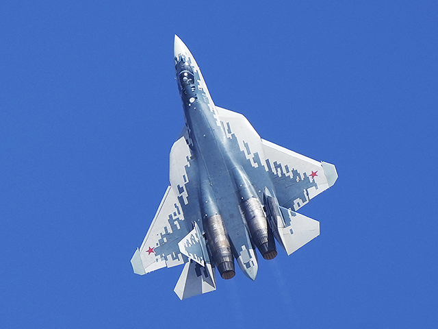 Авиашоу Aero India 2025: первая "встреча" Су-57 и F-35. Фоторепортаж