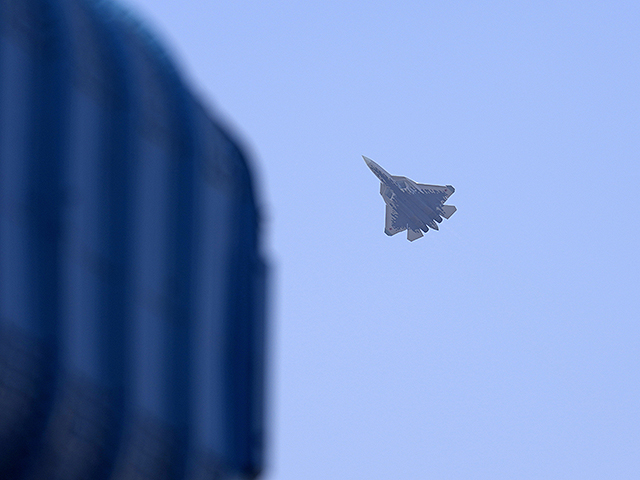 Авиашоу Aero India 2025: первая "встреча" Су-57 и F-35. Фоторепортаж