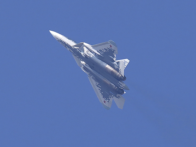 Авиашоу Aero India 2025: первая "встреча" Су-57 и F-35. Фоторепортаж
