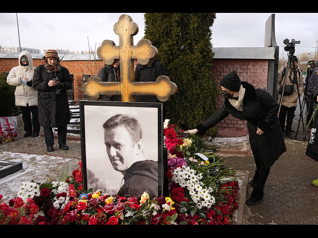 Годовщина убийства Навального: памятные мероприятия в России. Фоторепортаж