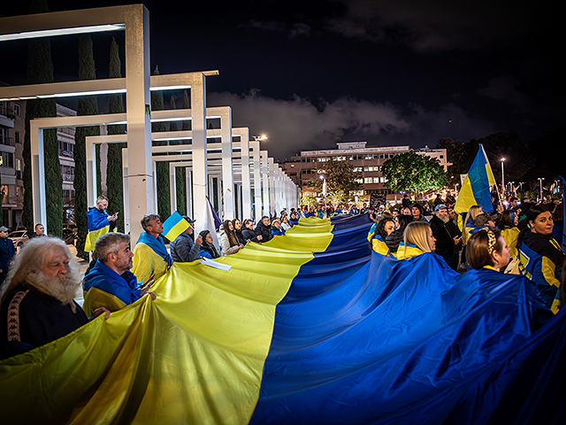 "Израильские друзья Украины" вывели тысячи людей на улицы Тель-Авива в знак солидарности