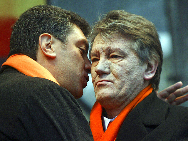 С Виктором Ющенко, 2004 год