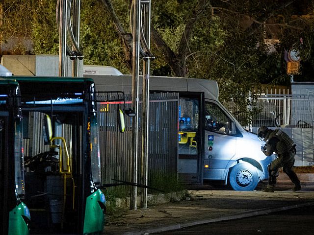 Взрывы в автобусах в центре Израиля: предотвращен масштабный теракт. Фоторепортаж