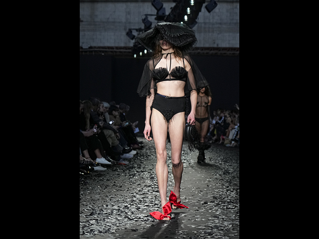 Коллекция Moschino
