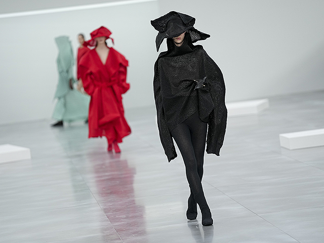 Коллекция Issey Miyake