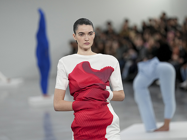 Коллекция Issey Miyake