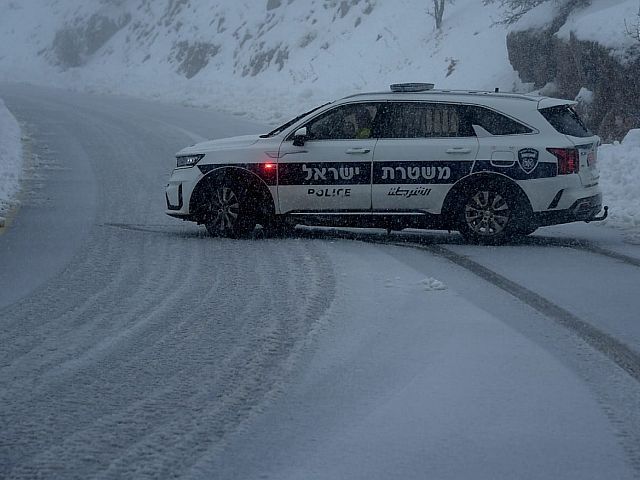 Начался снегопад на горе Мерон