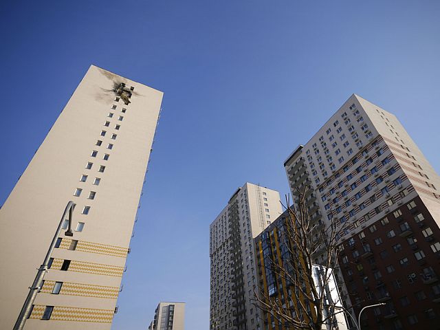 Последствия беспрецедентной атаки БПЛА на Москву. Фоторепортаж
