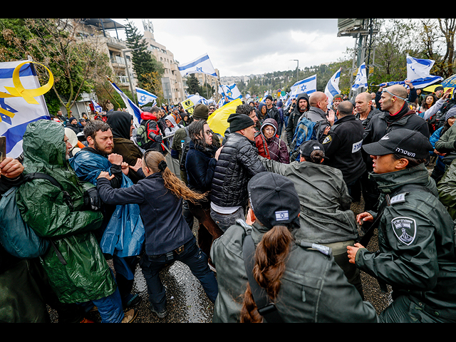 Протесты против увольнения главы ШАБАКа. Фоторепортаж из Иерусалима
