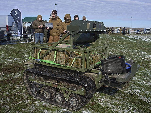 Беспилотная военная техника Украины: полевая выставка. Фоторепортаж
