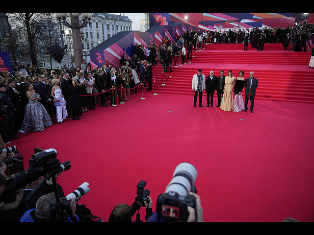 Международный кинофестиваль в Москве, после трех лет войны. Фоторепортаж