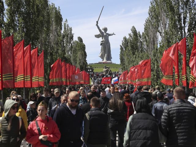 Путин переименовал аэропорт Волгограда в "Сталинград"