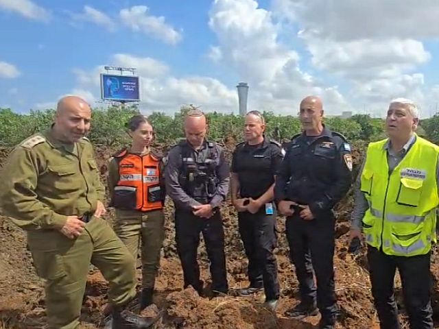 Ракета, запушенная из Йемена, упала в "Бен-Гурионе"
