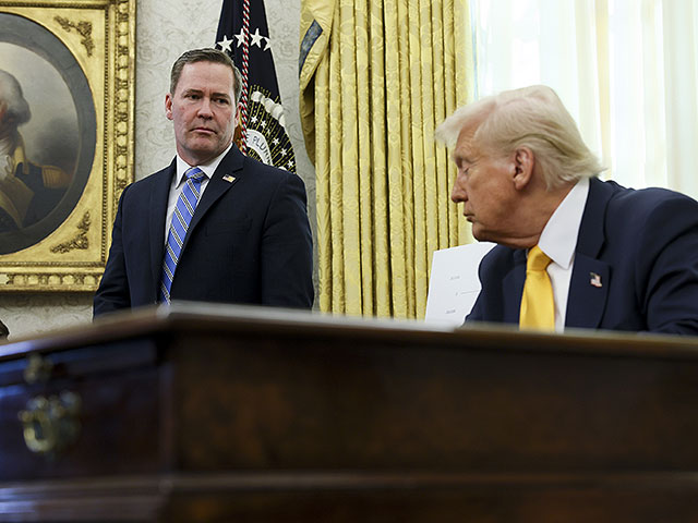Washington Post: одной из причин отставки Уолтца стало его тесное сотрудничество с Нетаниягу