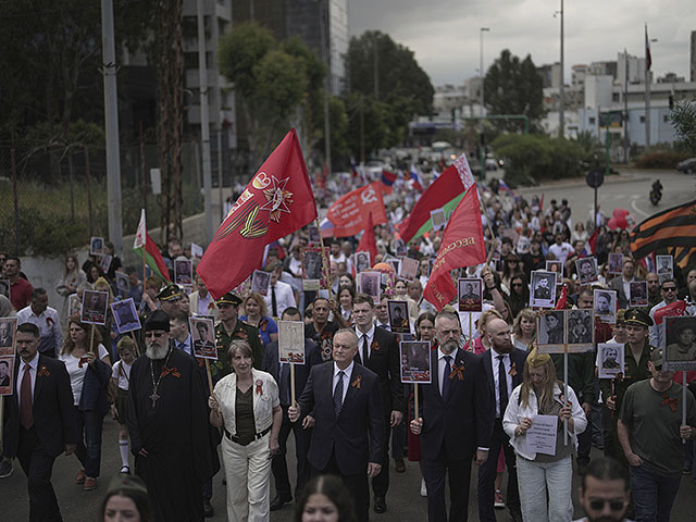 В Бейруте прошло шествие "Бессмертного полка"